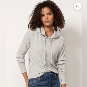 Evereve Zoey Rib Inset Hoodie in gray